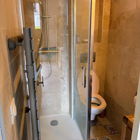 Rénové En 2026, 1 Chambre, 2 Personnes, Proche Et Centre Apartamento